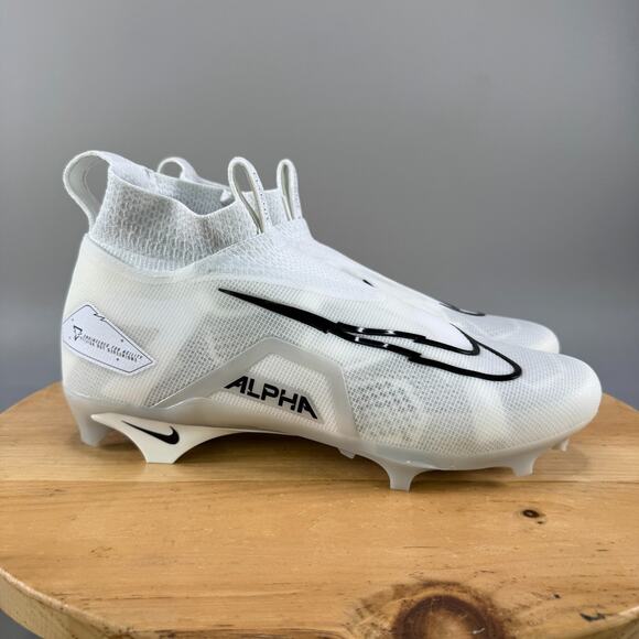 Nike Alpha Menace Elite 3 Mens Size 13.5 Football Cleats White CT6648-109 NEW - Picture 1 of 9